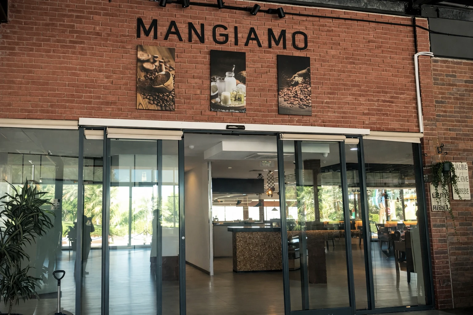Mangiamo Restaurant